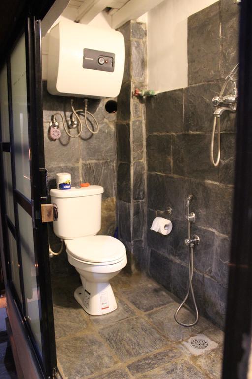 Goathchen Guest House 랄릿푸르 객실 사진